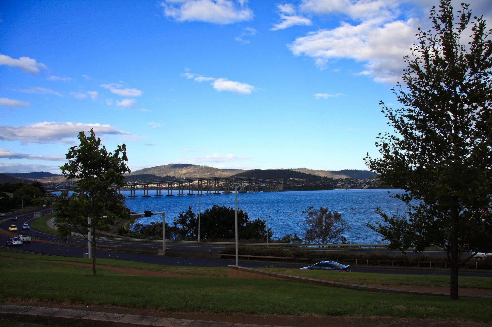 City View Motel Montagu Bay Екстериор снимка