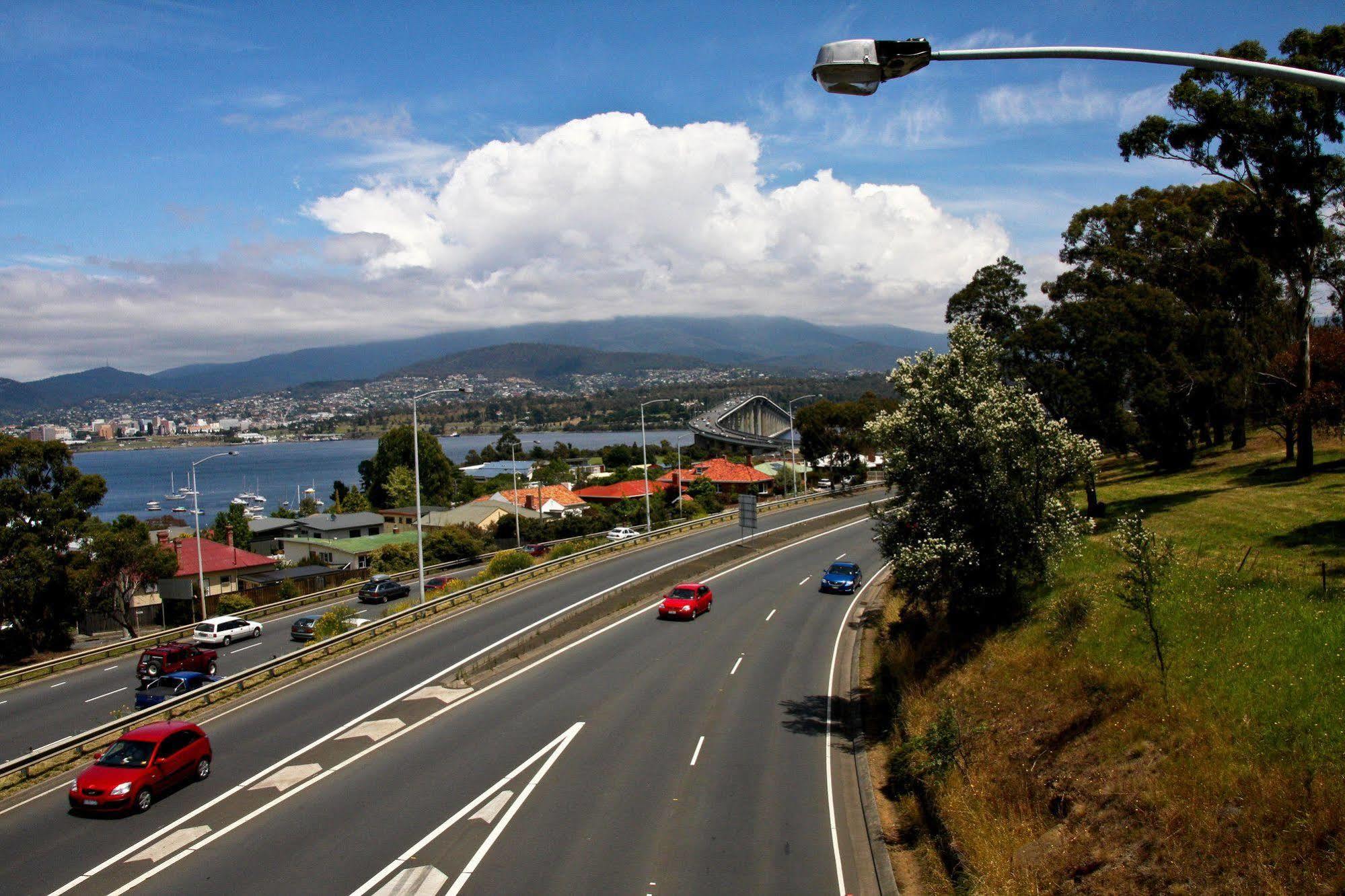 City View Motel Montagu Bay Екстериор снимка