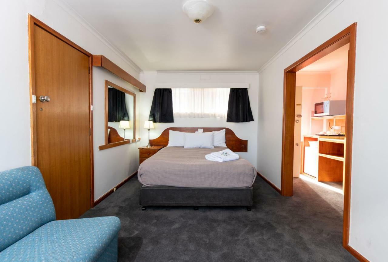 City View Motel Montagu Bay Екстериор снимка