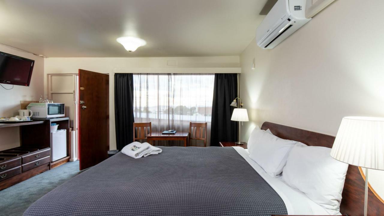 City View Motel Montagu Bay Екстериор снимка