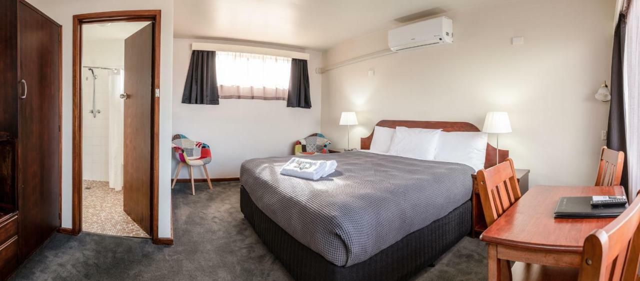 City View Motel Montagu Bay Екстериор снимка