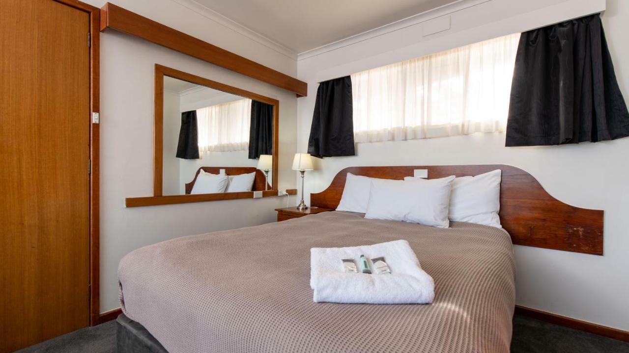 City View Motel Montagu Bay Екстериор снимка