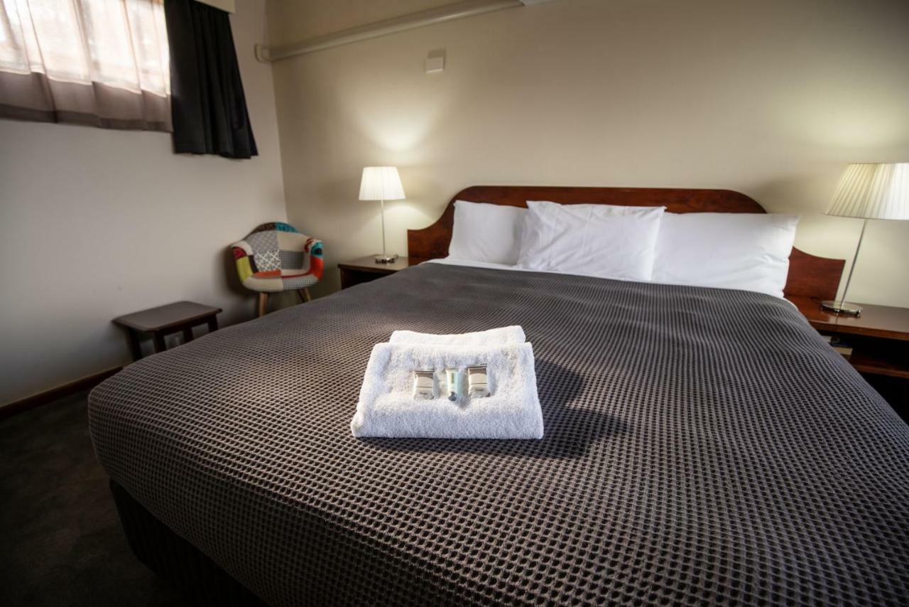City View Motel Montagu Bay Екстериор снимка