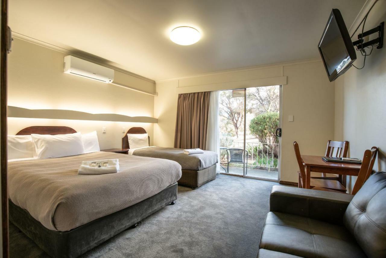 City View Motel Montagu Bay Екстериор снимка